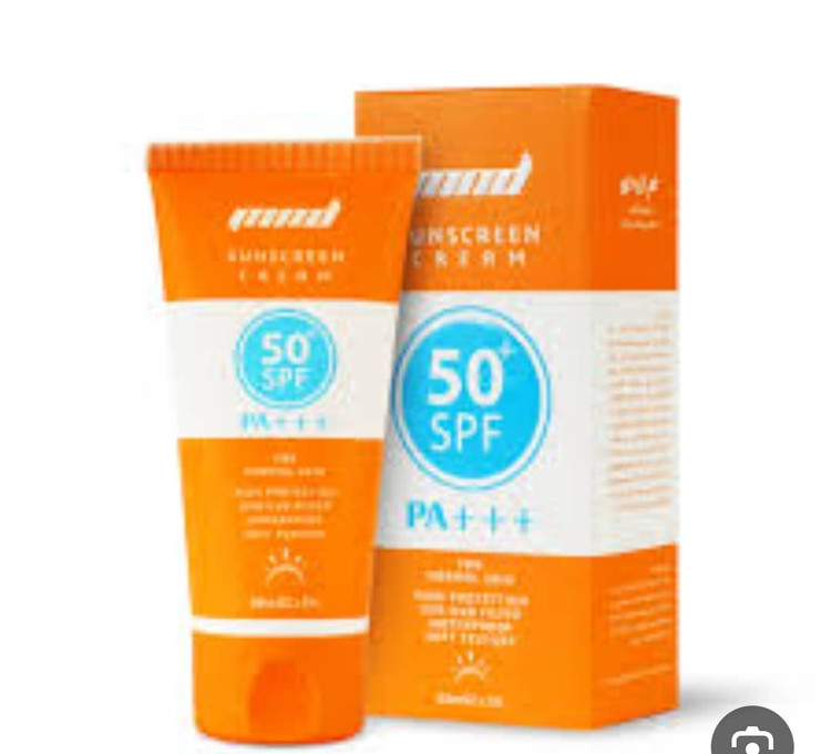 • محافظت از پوست در برابر اشعههای مضر خورشید • مناسب پوست خشک و نرمال • جذب مناسب و ماندگاری بالا • ضدآب و مقاوم در برابر تعریق • همراه با مرطوبکننده